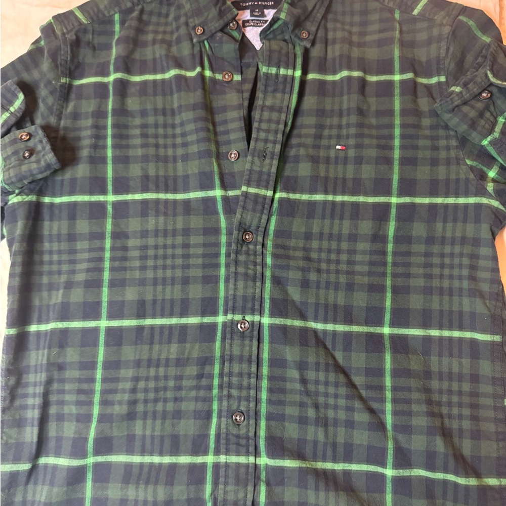 Tommy Hilfiger Men's Navy and Green Check Shirt size M classic casual stylish - Picture 2 of 11